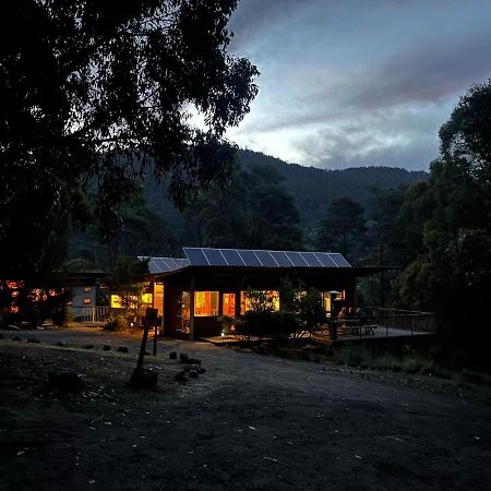 Hotel Base Camp Tasmania New Norfolk Exterior foto