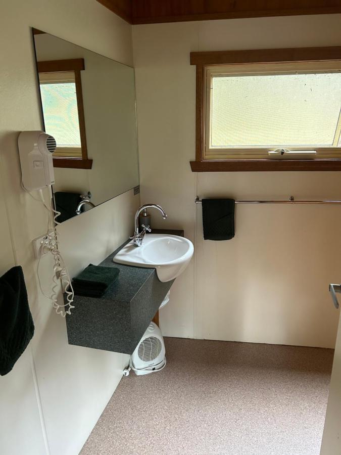 Hotel Base Camp Tasmania New Norfolk Exterior foto