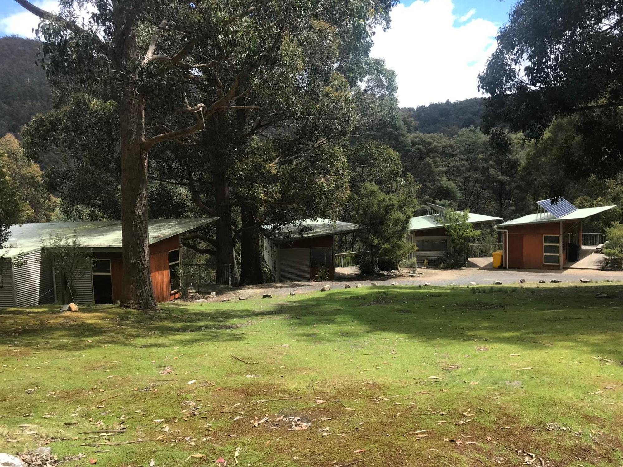 Hotel Base Camp Tasmania New Norfolk Exterior foto