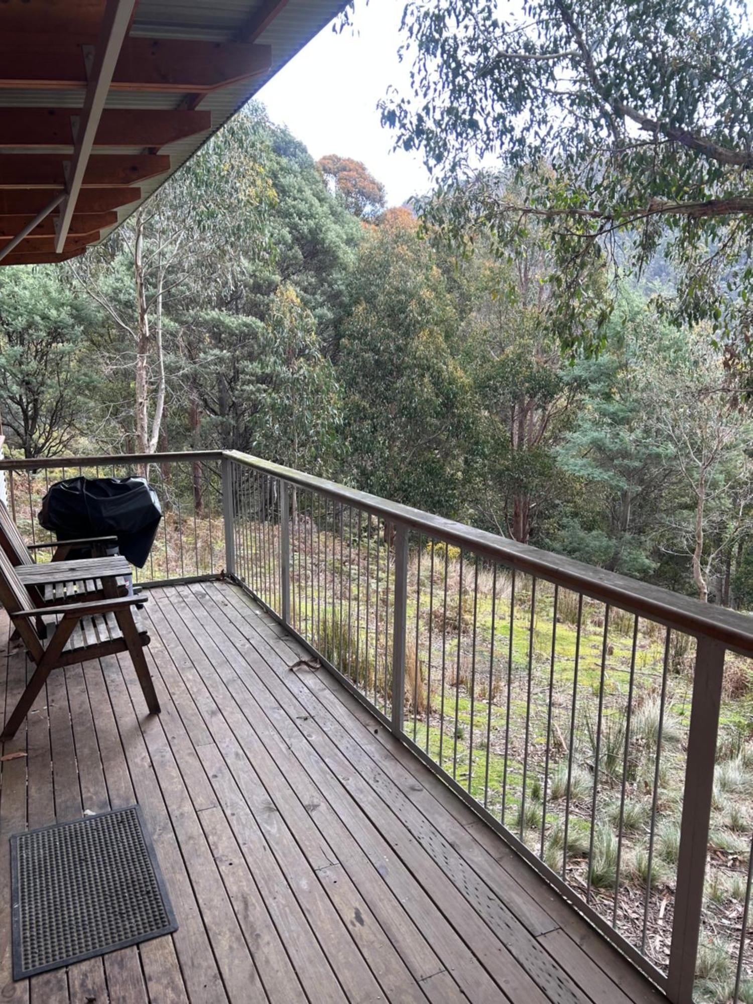 Hotel Base Camp Tasmania New Norfolk Exterior foto