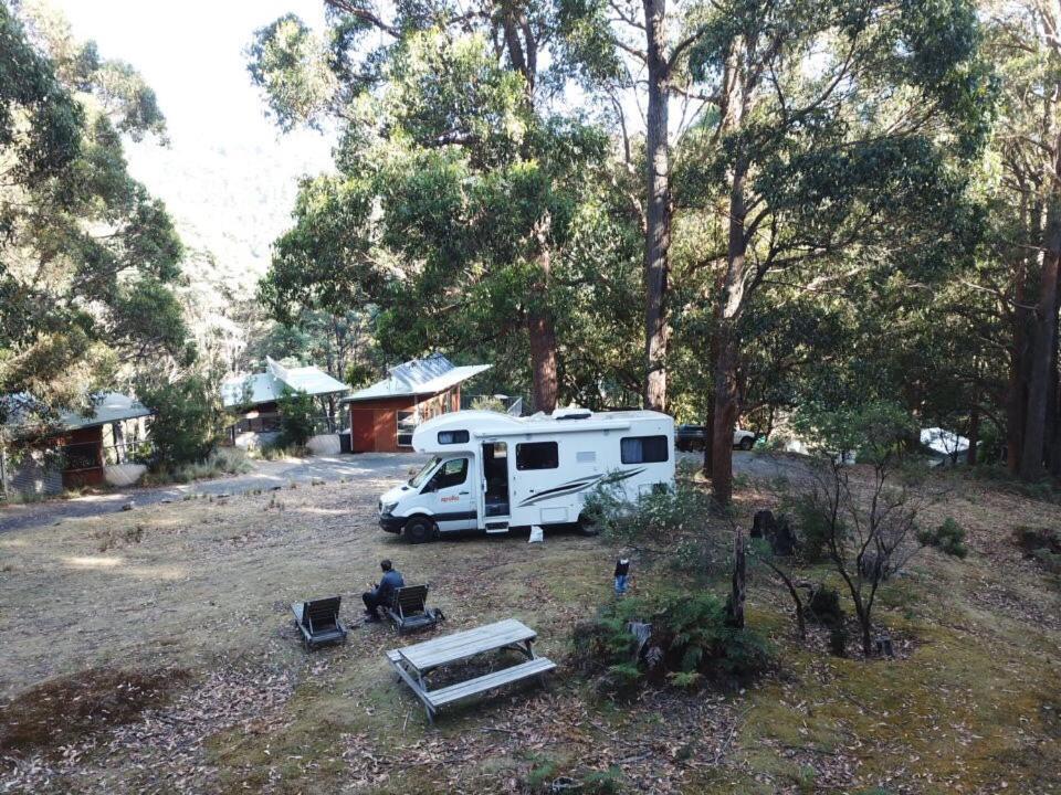 Hotel Base Camp Tasmania New Norfolk Exterior foto
